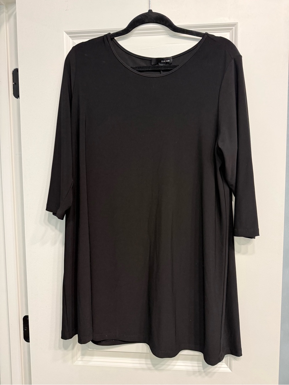 Sun Kim Black 3/4 Sleeve Swing Tunic - Relaxed Drapey Fit